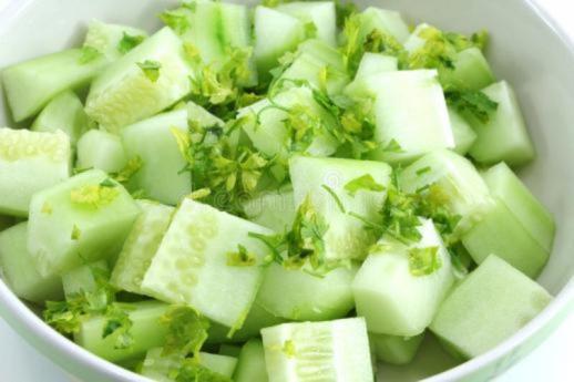 Огурцы, нарезанные кубиками Огурцы кубиками фото