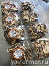 Сушеные белые грибы боровики Сибирские.